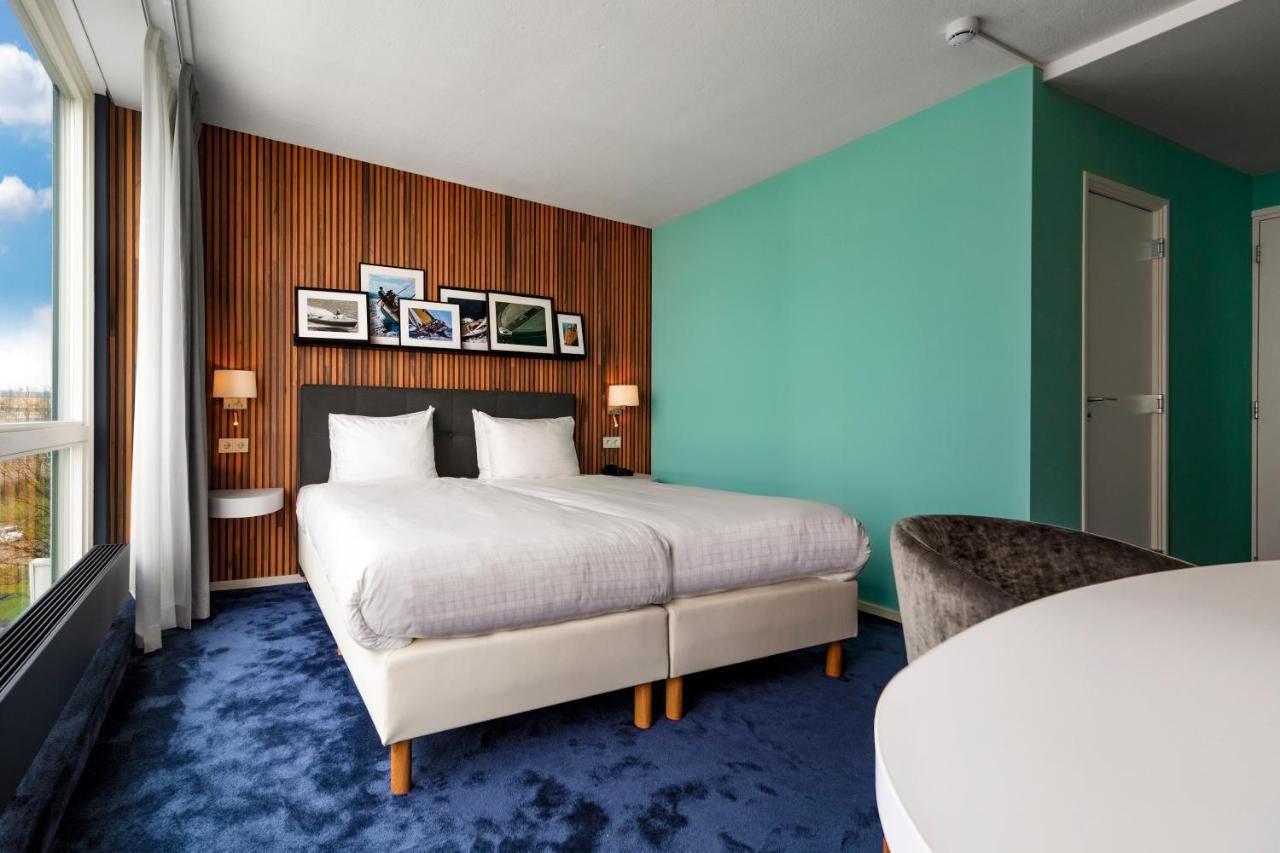 Delta Hotel Влардінґен Екстер'єр фото